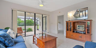 811 Oak Harbour Drive Gallery 9