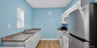 1118 NE 36th Street Gallery 17