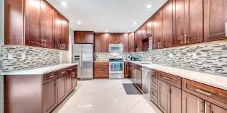 574 Juniper Place Gallery 23