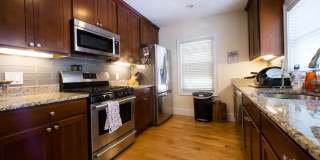 Charming 4 Bedroom-No Broker Fee Gallery 13