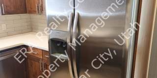 Move-in Bonus! 2 Bed, 2 bath + Office or Den. Gallery 9