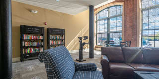 Pacific Mill Lofts Gallery 60