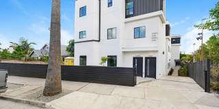 5346 1/2 Oakland Street Gallery 1