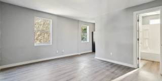 Studio for Rent! Gallery 6