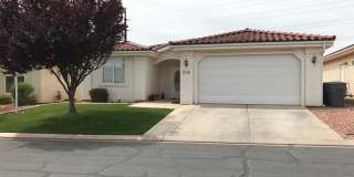 3 Bedroom 2 Bath - Canyon View Gallery 1