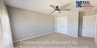 4 BD/3.5 BA plus Bonus Room with Open Floorplan and Fenced Back Yard Gallery 23
