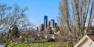 Charming 3BR Townhome in Seattle Gallery 21