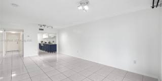 18001 N Bay Rd Gallery 8