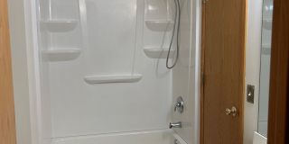 CHARMING 3 BEDROOMS 2 BATH TOWN HOUSE Gallery 12