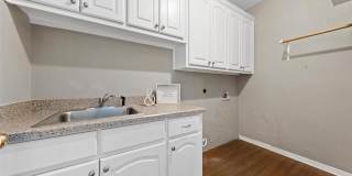 8617 Jonquil Gallery 15