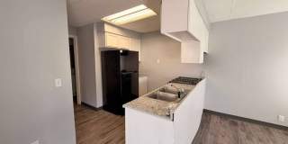 2254 S Riverside Drive Gallery 2