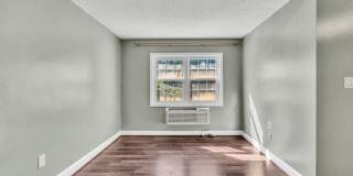UTILITIES INCLUDED! 2 Bedroom Condo Near Huntington Station Gallery 4