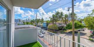 8305 Crespi Boulevard Gallery 15