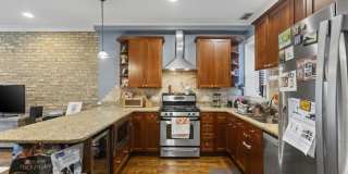 5219 Winthrop Gallery 2