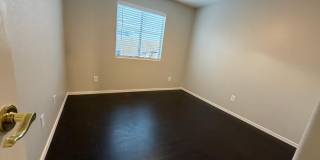 1945 E Aloe Place Gallery 40