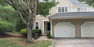 Beautiful Spacious High End 3-bedroom Condo Gallery 1