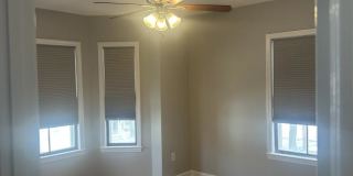83 Taylor Gallery 10