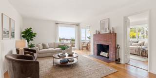 Charming Cul-de-Sac Mid-Century w/ Bay Views In Oakland Hills Gallery 1