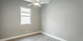 549 Strong Avenue Gallery 27