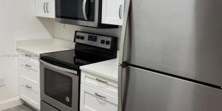 11701 SW 2nd St Gallery 4