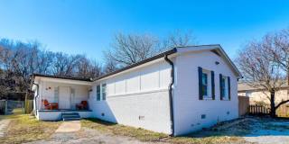 2417 Glenrose Avenue - A Gallery 23