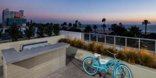 Chelsea Santa Monica Gallery 23