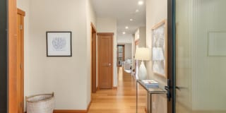 Bainbridge Island Condominium at Vineyard Lane Bainbridge Island Condominium at Vineyard Lane Gallery 6