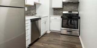 Tomlinson Court Apartments Gallery 3