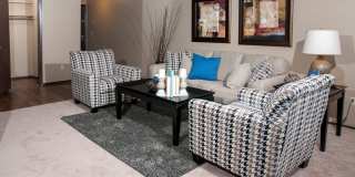 624 Huron Gallery 13