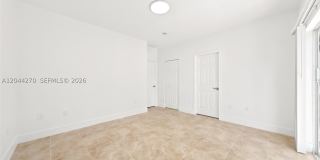 145 NE 60th St Gallery 23