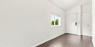 2 Bed, 1 bath Available! Gallery 5