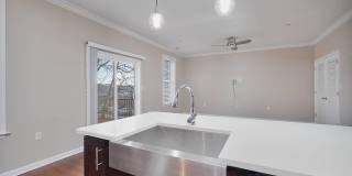 412 WOODCREST Drive SE Gallery 13