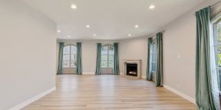 9249 Burton Way Gallery 2