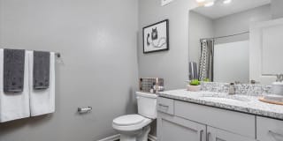 Aurora Apartments Gallery 38