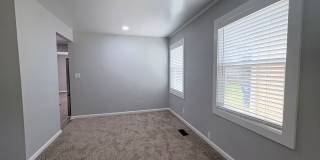 Newly Renovated 3 Bedroom 2 Bath w/ Flex Room Located in a Sought-after Neighborhood! Gallery 36