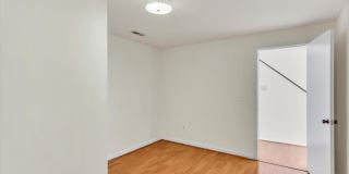 31 VALERIAN CT Gallery 25