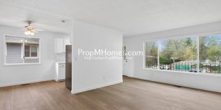 Updated Second-Story Two Bedroom Home In Beaverton! Gallery 5