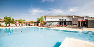 7 Pointe Apartments Gallery 22