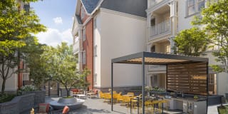 Bayswater Gallery 69