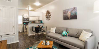 Residences at Holly Oaks Gallery 5