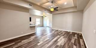 Gorgeous 2025 Built 3 Bedroom 2 Bath Home! Gallery 5