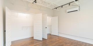 614 E Main Street Gallery 12