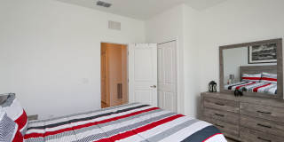 ** 4/3 HEATED POOL AND SPA FURNISHED HOME MODERN IN HIGHLY DESIRED NORTH NAPLES *** AVAILABLE STARTING APRIL-NOVEMBER 2026  LONGER TERM OR SHORT TERM 3 MONTHS OR MORE ** Gallery 33