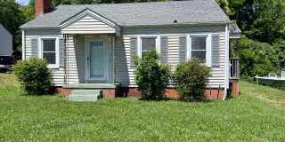 2 bedroom 1 bathroom house available now! Gallery 1