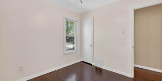$1300 3 bedroom bungalow Gallery 19