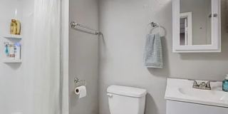 Welcome to 528 W 43rd St, a charming home located in the heart of Indianapolis. Gallery 17