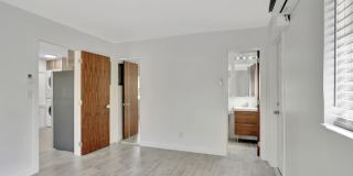 1000 SW 30th Street Gallery 10