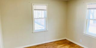 Cute Bungalow, Centrally Located Gallery 12