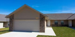 Large 3 bedroom duplex for rent in Battlefield, MO Large 3 bedroom duplex for rent in Battlefield, MO Gallery 1