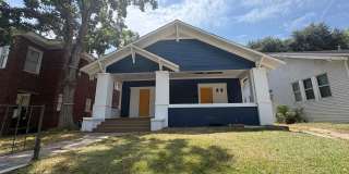 Gorgeous 1 bedroom/1 bath Duplex in Historic Highland! Gallery 1